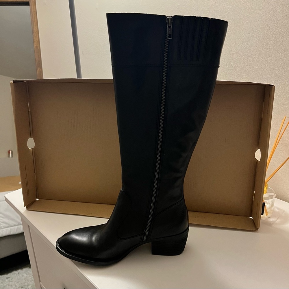 COPY - Tall Black Boots